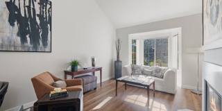 Waters Edge Gallery 15