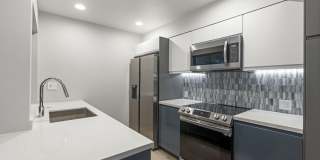 1044 20th Street Gallery 1