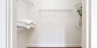 Skyline Lofts Apartment Homes Gallery 10