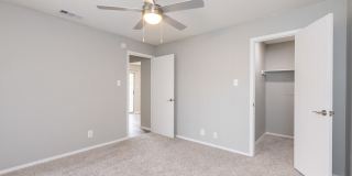 Stonehill Gallery 49