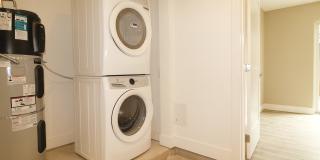 Your Bend Retreat: Spacious End Unit Townhouse with Pilot Butte Views Gallery 5