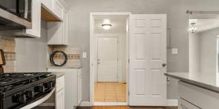 House Available for Rent! Gallery 28