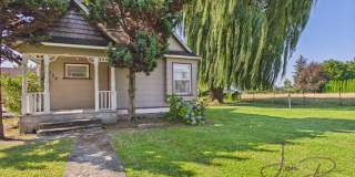 3 Bedroom 1 Bathroom Home in Everson, WA Gallery 1