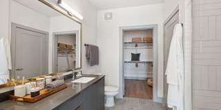 Heights at 1520 Apartments Gallery 5