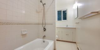 Cozy rambler with large outdoor space!!! Gallery 9