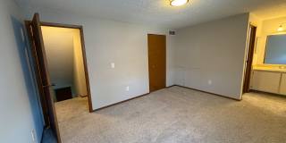 1762 Queensbridge Drive - 1 Gallery 17