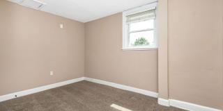 1377 Northwest Blvd - Apt B Gallery 13