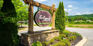 Legends at White Oak Gallery 21