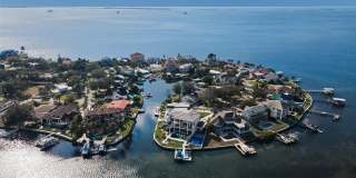 110 CARLYLE CIRCLE Gallery 60