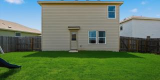 Beautiful 4-Bedroom Home with Golf & Clubhouse Access Gallery 29