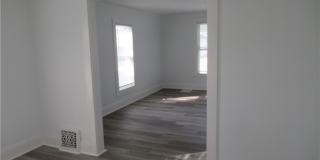 14 Elm Street Gallery 13