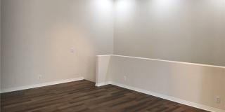670 W 1st Street Gallery 23