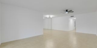 1142 W Circle Ter W Gallery 7