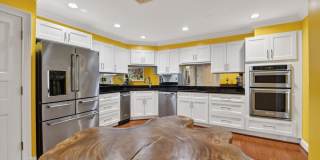 1300 ARMY NAVY Drive Gallery 7