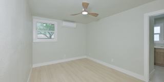 1 Bed 1 Bath Suite with Fenced Yard Minutes Away Clearwater Beach Gallery 11