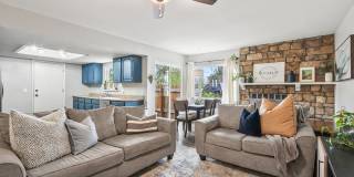Spacious 3 Bedroom Townhouse-Style Condo Near Buckley SFB Gallery 1