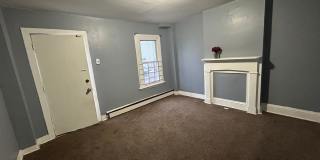 2 beds freshly updated Gallery 1