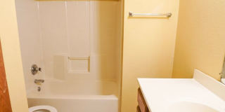 Must see 2 bed, 2 bath duplex near the University of Oklahoma Gallery 9