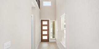 Luxury 3/2.5 Townhome Gallery 4