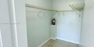 31 NE 13th Ave Gallery 8