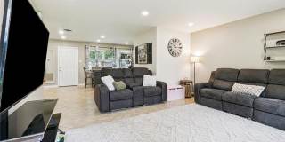 6227 BRUNSWICK Court Gallery 4