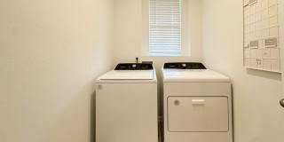 3 Bedroom 2 Bath with Double Car Garage in Poinciana! Gallery 18
