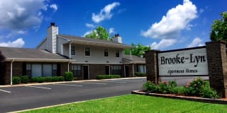 Brooke Lyn Apartments Gallery 1