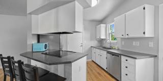 2 Bed/1 Bath Close to Buckley Space Force Gallery 10