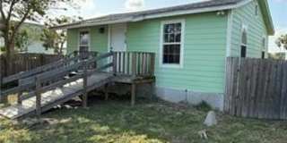 818 S Arch Street Gallery 1