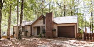 110 Flannigans Gallery 1
