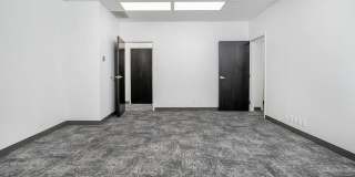 3310 S Broadway Avenue Gallery 11