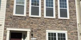 7310 WOOD POND CIR 7310 WOOD POND CIR Gallery 1