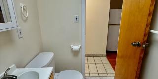 2528 Christian St Gallery 15