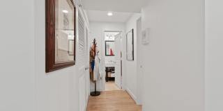 424 E CAPITOL Street NE Gallery 14