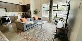 372 4th Ave Gallery 1