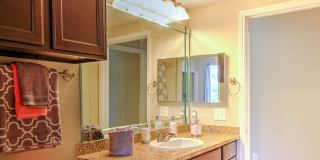 Stone Creek at Old Farm Gallery 15