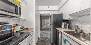 5000 Town Center Gallery 16