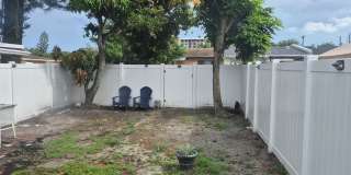 Charming 2 Bedroom / 1 Bathroom House Gallery 13