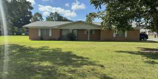 4004 Veterans Memorial Drive Gallery 1