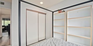 5711 Owensmouth Gallery 14