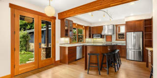 Charming Ravenna home with 5 bedrooms, 4 bathrooms Gallery 8
