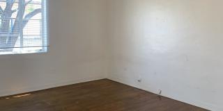 1930 East Mabel Street Gallery 13