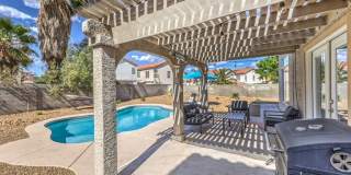 1918 Pintura Circle Gallery 2