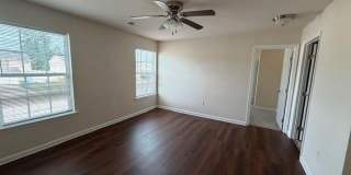 620 Leonard Lane Gallery 19