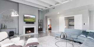 42655 Delhi Place Gallery 19