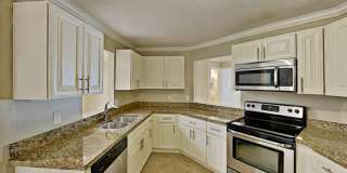 800 Sw 87th Ter Gallery 4