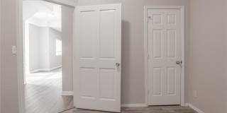 1125 Margaret Street Gallery 12