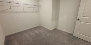 7008 Dandelion Park Avenue Gallery 78