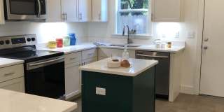 1625 Monroe Avenue # 2 - 2 Gallery 16