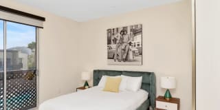 205 The Riv Gallery 23